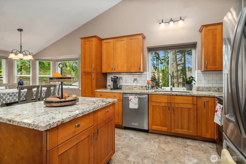 Property photo for 17649 152nd Place Se, Renton photo 12
