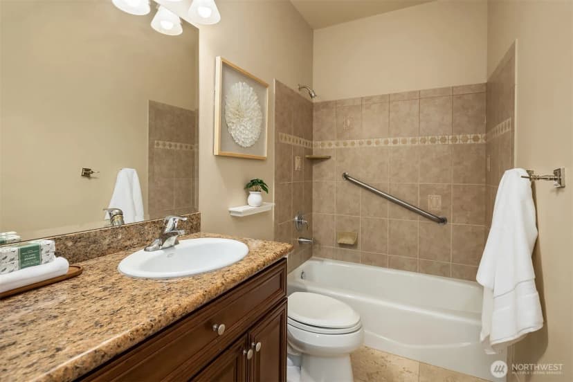 Property photo for 9810 Se 35th Place, Mercer Island photo 32