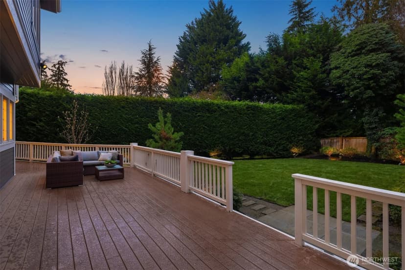 Property photo for 9810 Se 35th Place, Mercer Island photo 37