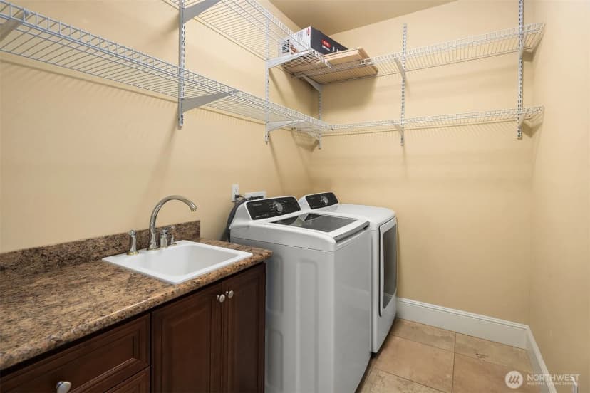 Property photo for 9810 Se 35th Place, Mercer Island photo 20