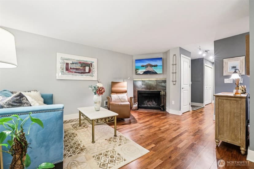 Property photo for 11060 Ne 33rd Place #e3, Bellevue