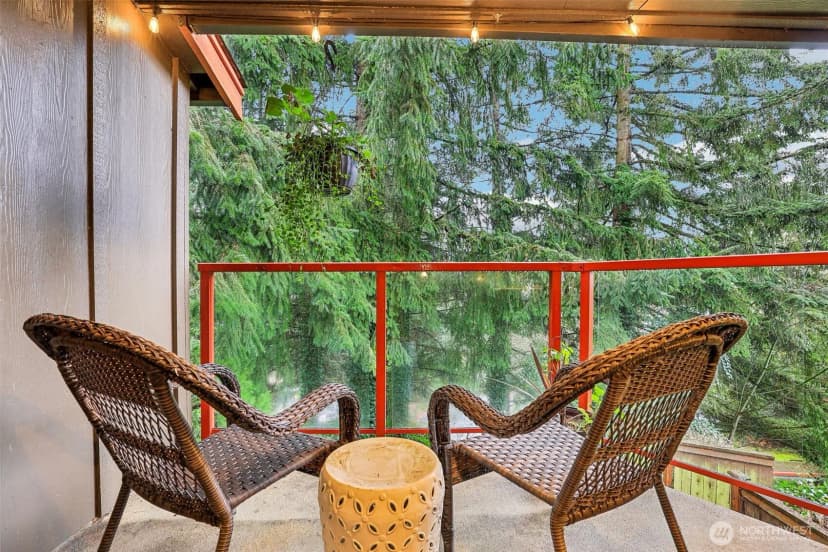 Property photo for 11060 Ne 33rd Place #e3, Bellevue photo 24