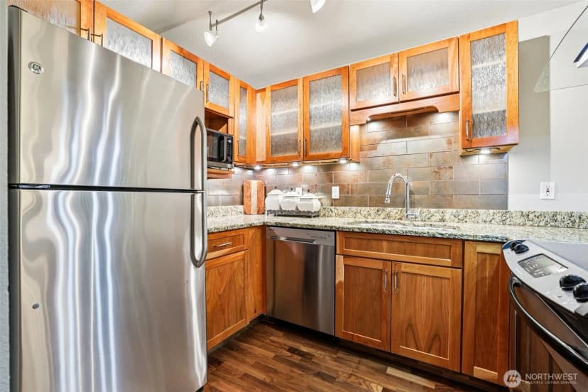 Property photo for 11060 Ne 33rd Place #e3, Bellevue photo 13