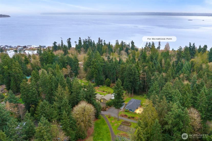 Property photo for 15375 Sunrise Drive Ne, Bainbridge Island photo 36