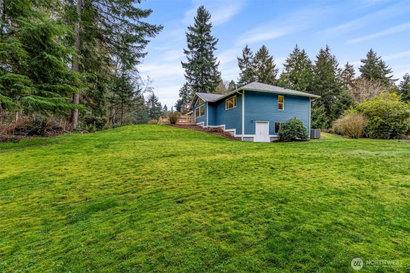 Property photo for 15375 Sunrise Drive Ne, Bainbridge Island photo 34