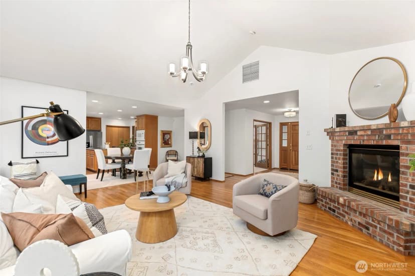 Property photo for 15375 Sunrise Drive Ne, Bainbridge Island photo 8