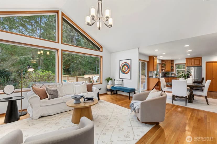 Property photo for 15375 Sunrise Drive Ne, Bainbridge Island photo 7