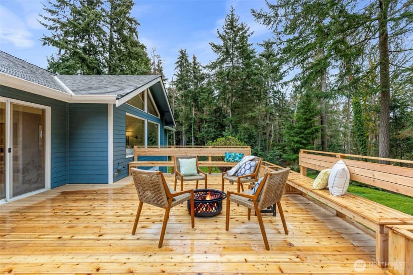 Property photo for 15375 Sunrise Drive Ne, Bainbridge Island photo 30
