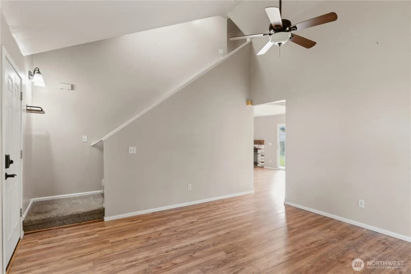 Property photo for 24512 46th Avenue E, Graham photo 7