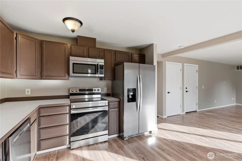 Property photo for 24512 46th Avenue E, Graham photo 17