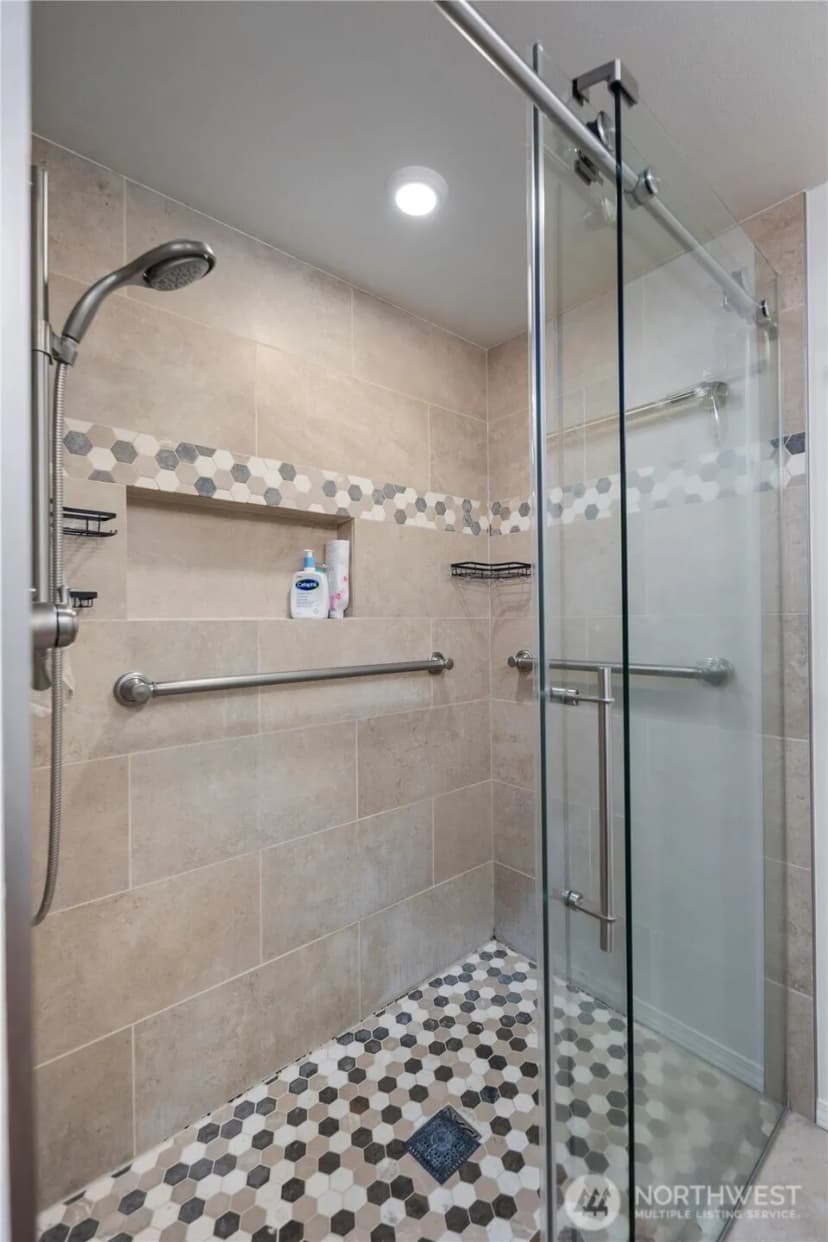 Property photo for 22614 43rd Avenue S, Kent photo 6