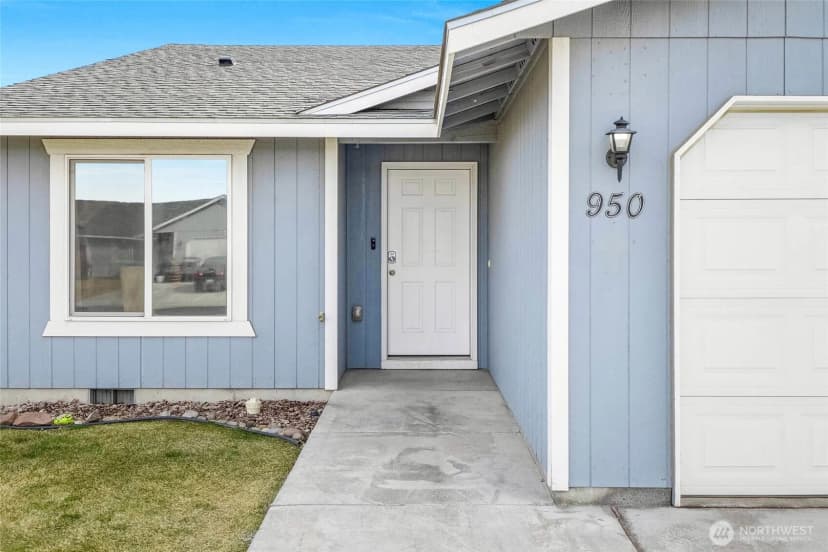 Property photo for 950 K Street Se, Ephrata photo 5