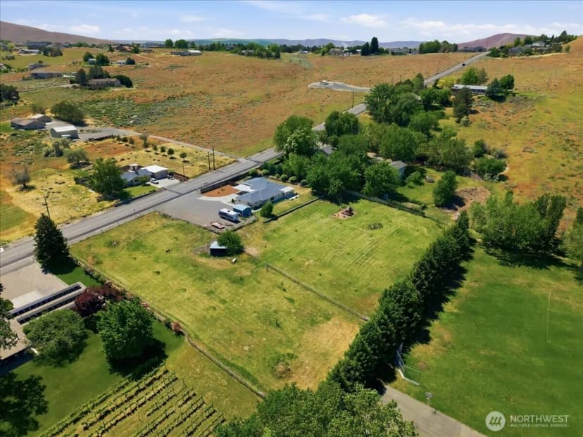 Property photo for 4700 Collins Rd, West Richland photo 30
