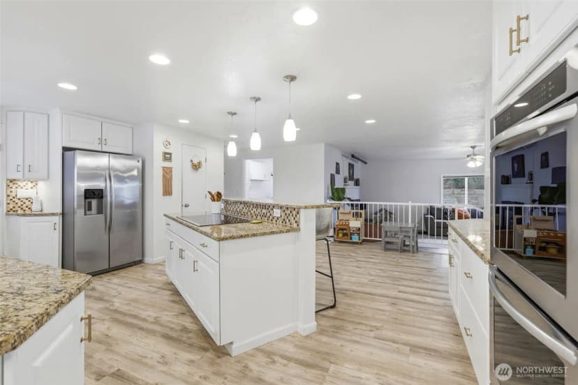 Property photo for 4700 Collins Rd, West Richland photo 8