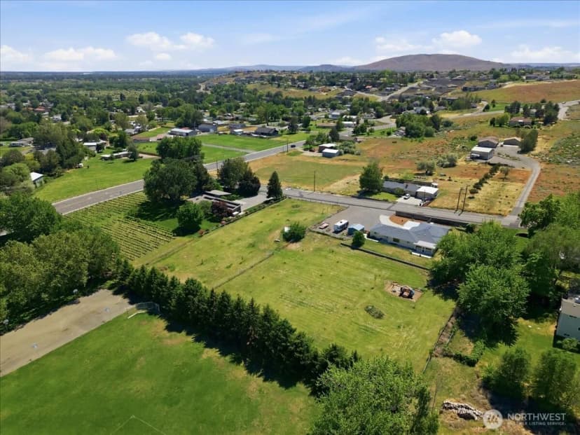 Property photo for 4700 Collins Rd, West Richland photo 28