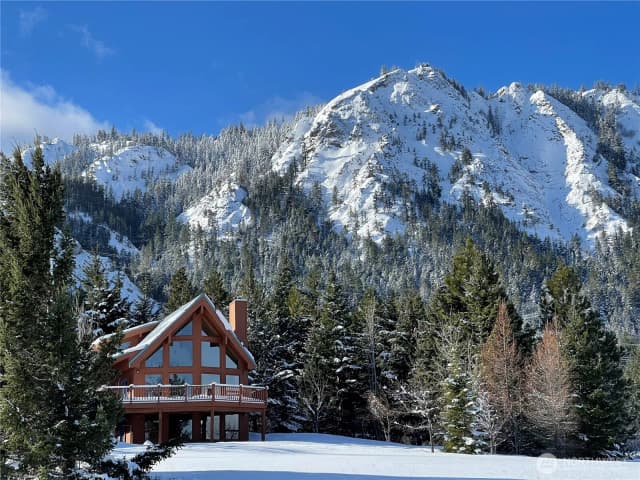 Property photo for 220 Big House Road, Cle Elum photo 2