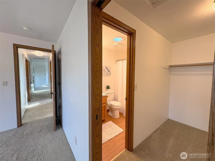 Property photo for 112 Eagle Glen Court, Eatonville photo 13