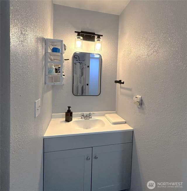 Property photo for 17217 10th Avenue E, Spanaway photo 5