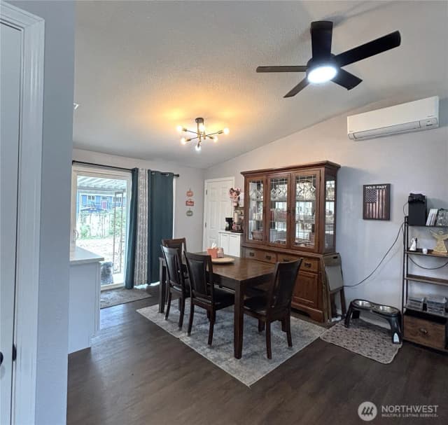 Property photo for 17217 10th Avenue E, Spanaway photo 2