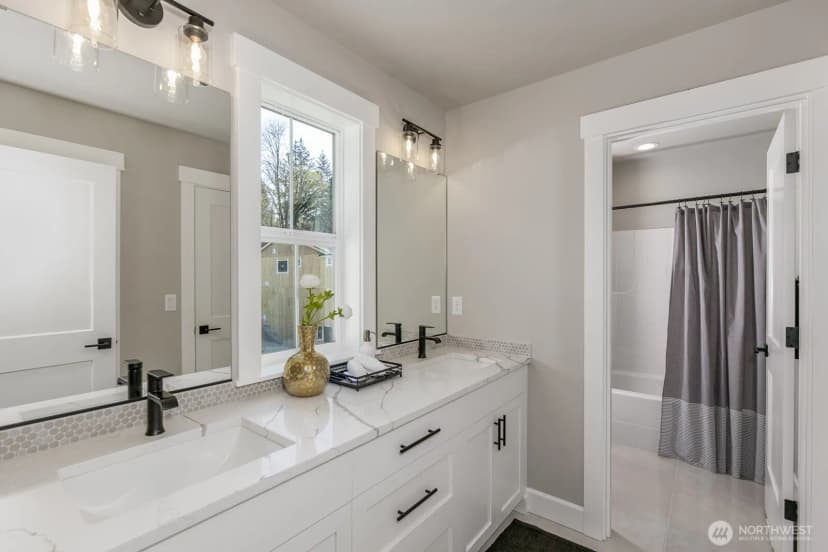Property photo for 20317 94th Drive Ne, Bothell photo 23
