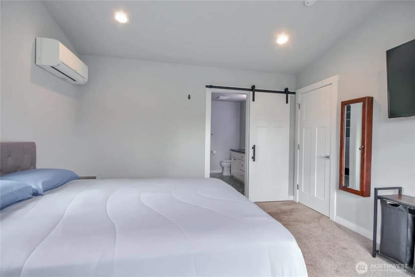 Property photo for 1828 25th Street, Snohomish photo 9