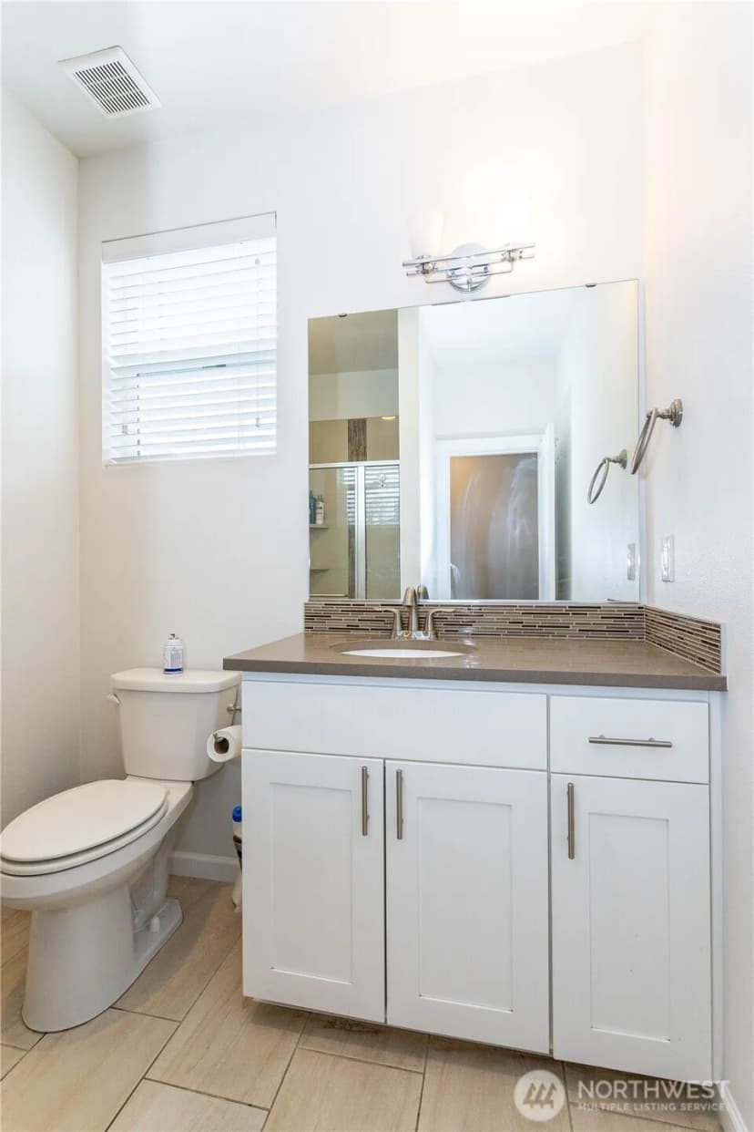 Property photo for 27432 14th Place S, Des Moines photo 16