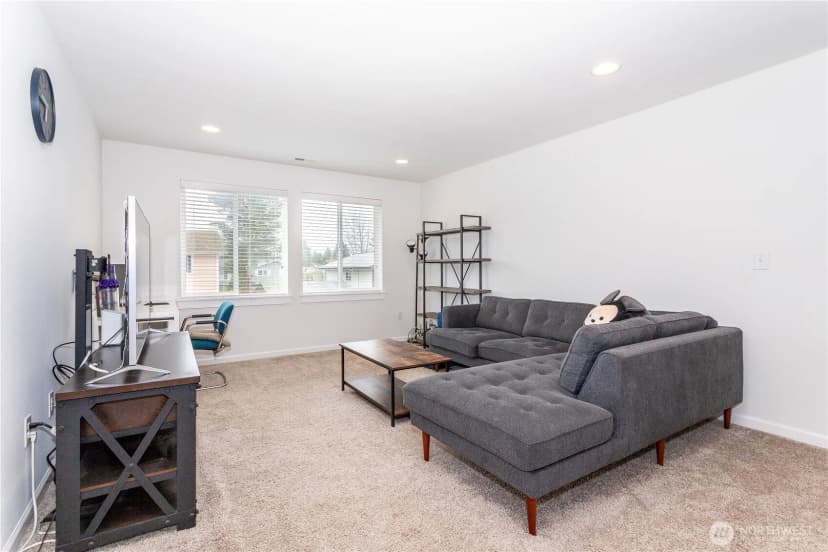 Property photo for 27432 14th Place S, Des Moines photo 27