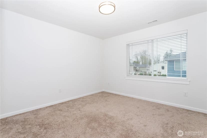Property photo for 27432 14th Place S, Des Moines photo 20