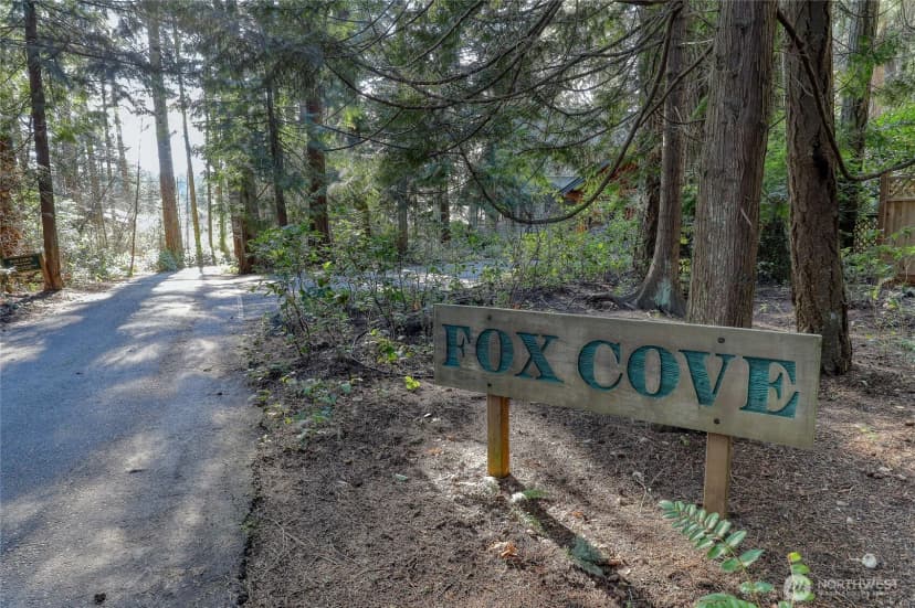 Property photo for 9190 Fox Cove Lane Ne, Bainbridge Island photo 24