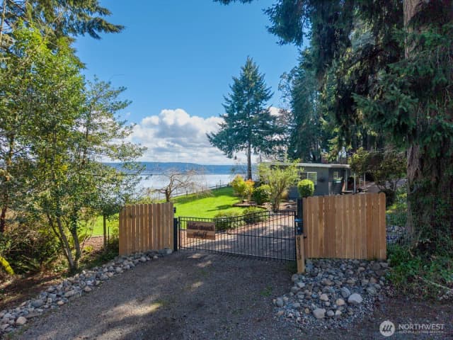 Property photo for 9513 Villa Beach Road, Anderson Island photo 5