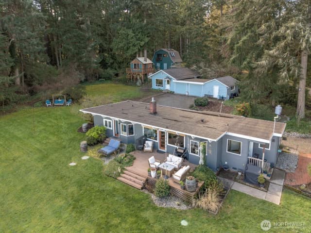 Property photo for 9513 Villa Beach Road, Anderson Island