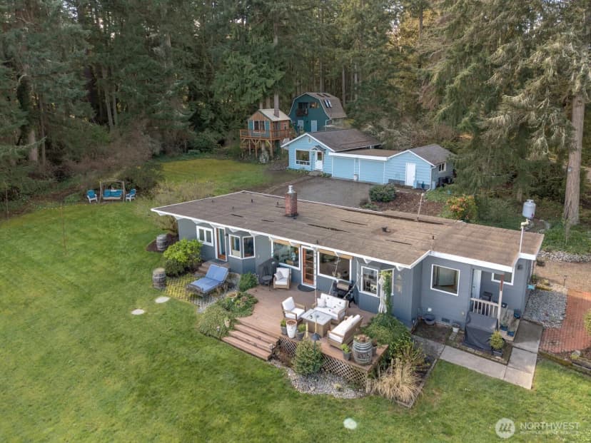 Property photo for 9513 Villa Beach Road, Anderson Island