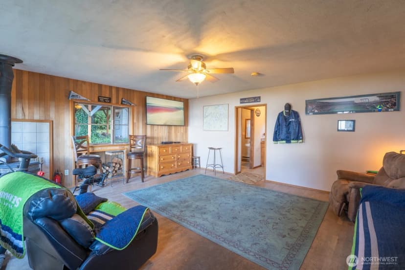 Property photo for 9513 Villa Beach Road, Anderson Island photo 28
