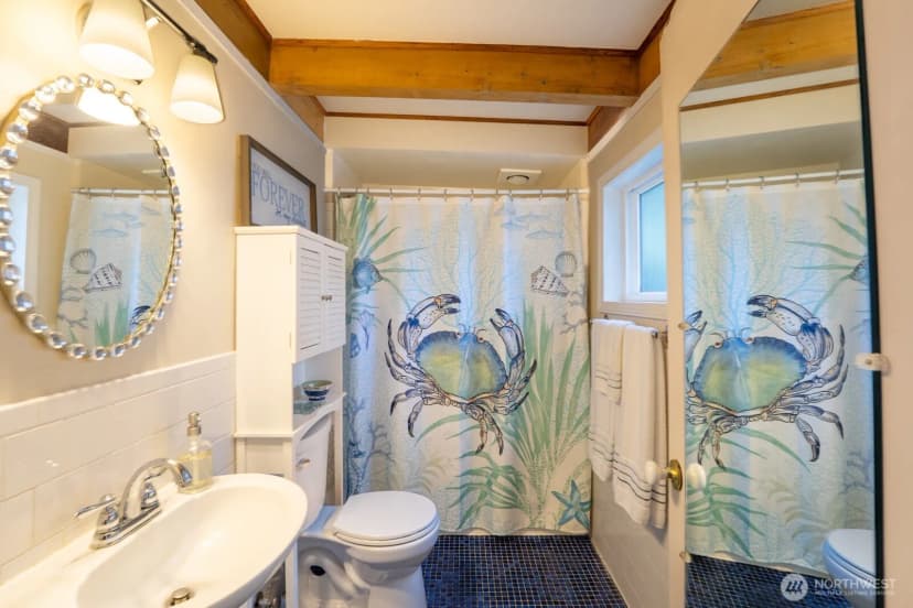 Property photo for 9513 Villa Beach Road, Anderson Island photo 18
