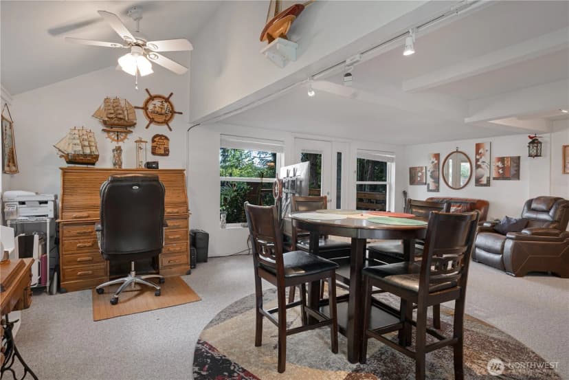 Property photo for 711 E Herron Boulevard Nw, Lakebay photo 8