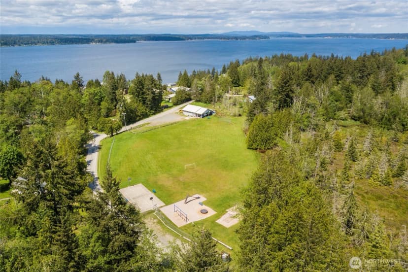 Property photo for 711 E Herron Boulevard Nw, Lakebay photo 36