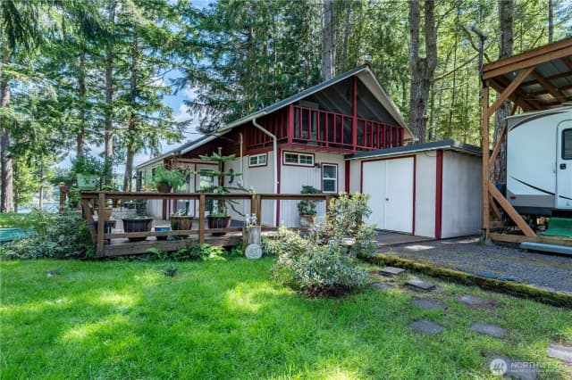 Property photo for 711 E Herron Boulevard Nw, Lakebay photo 3