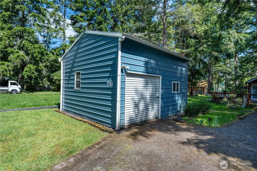 Property photo for 711 E Herron Boulevard Nw, Lakebay photo 24