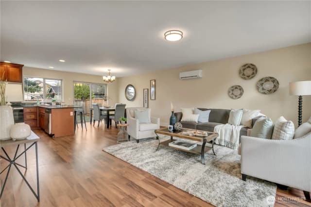 Property photo for 619 E 57th Street Ct, Tacoma photo 3