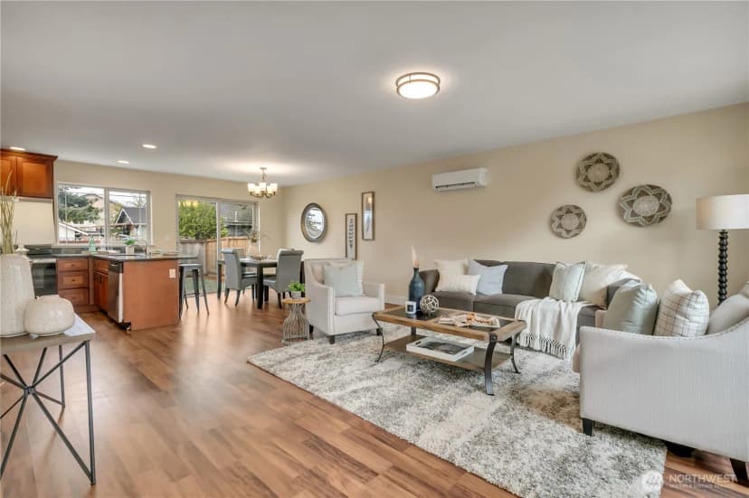 Property photo for 619 E 57th Street Ct, Tacoma photo 3