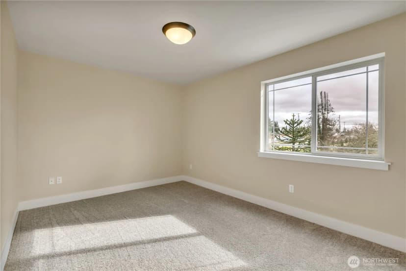 Property photo for 619 E 57th Street Ct, Tacoma photo 19