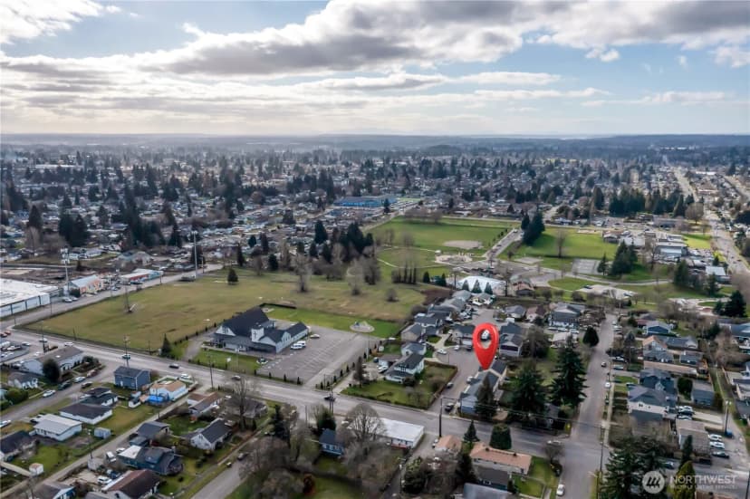 Property photo for 619 E 57th Street Ct, Tacoma photo 23