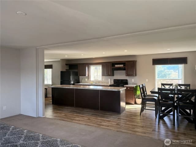 Property photo for 401 Peachtree Place Sw, Mattawa photo 3