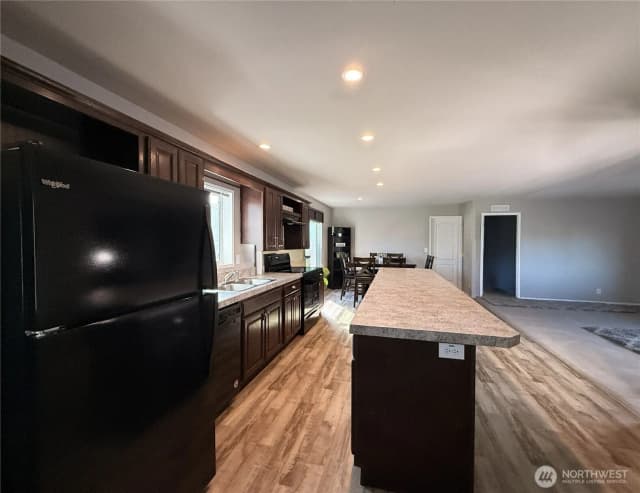 Property photo for 401 Peachtree Place Sw, Mattawa photo 4