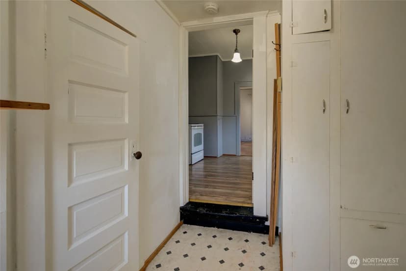 Property photo for 1017 W Marion, Aberdeen photo 16