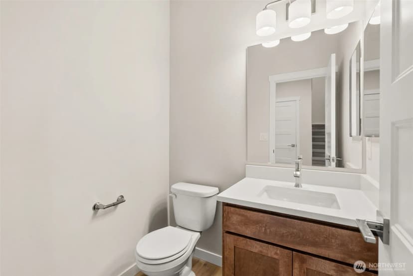 Property photo for 9001 Wyatt Court Se, Tumwater photo 19
