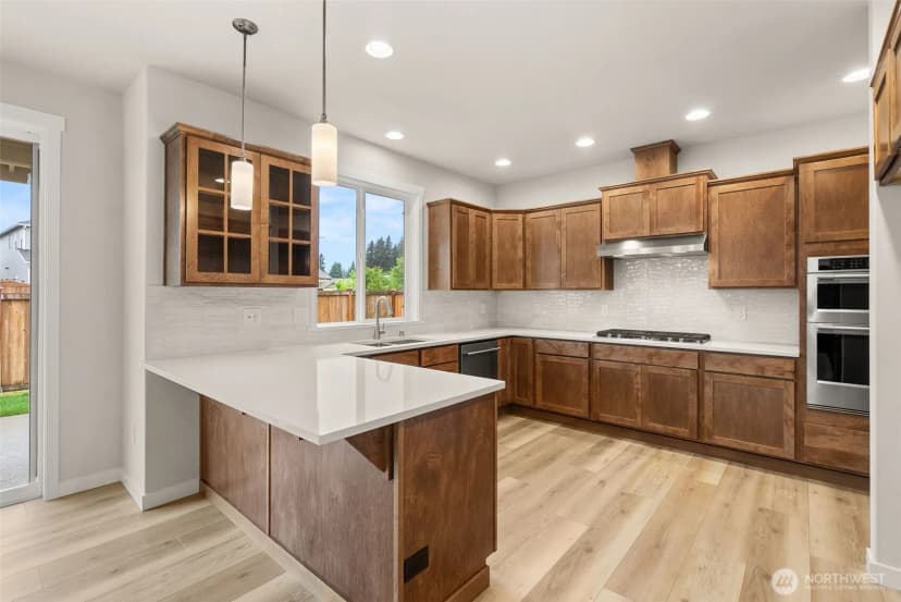 Property photo for 9001 Wyatt Court Se, Tumwater photo 11