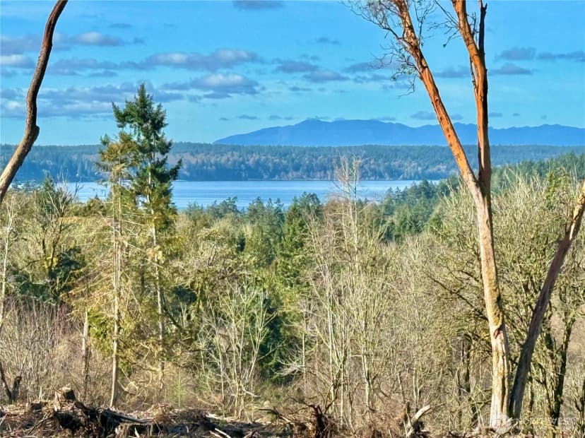 Property photo for 4324 183rd Avenue Ct Sw, Longbranch