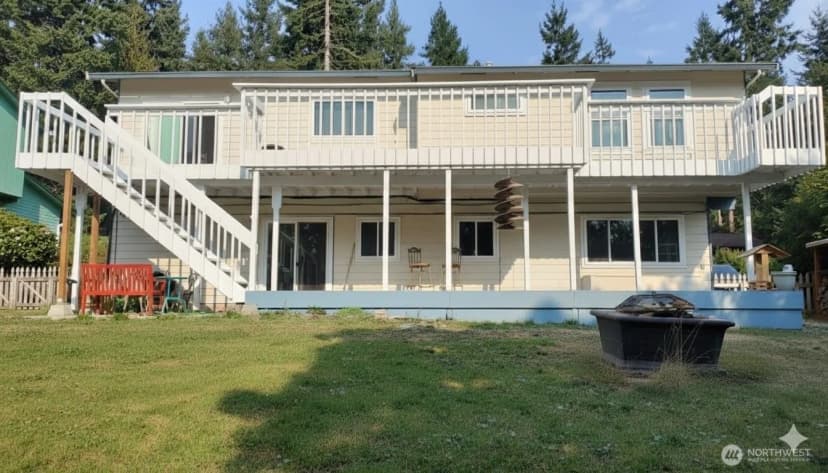 Property photo for 7655 Forest Ridge Drive Ne, Bremerton photo 14