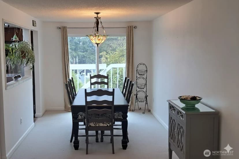 Property photo for 7655 Forest Ridge Drive Ne, Bremerton photo 6